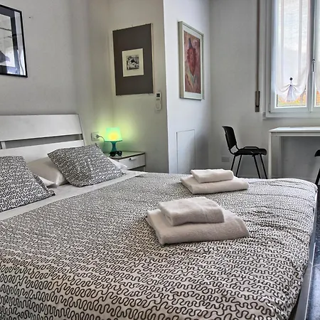 Casa Torre Centro * Como